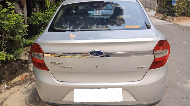 Ford Ford Aspire view 2