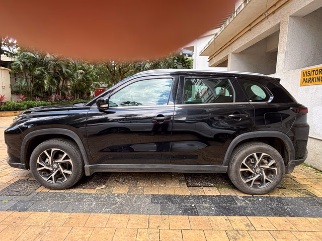 Toyota Toyota Hyryder view 3