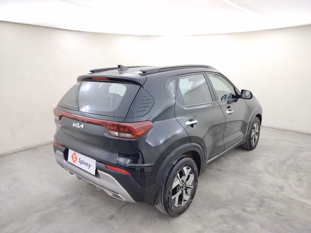Kia Kia Seltos view 5