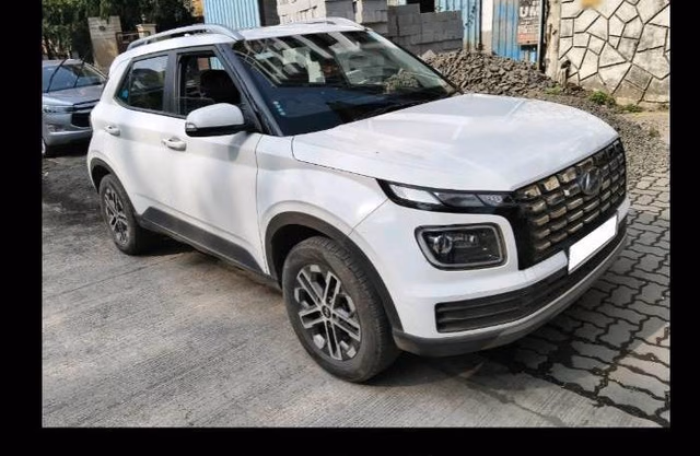 Hyundai Hyundai Venue view 2