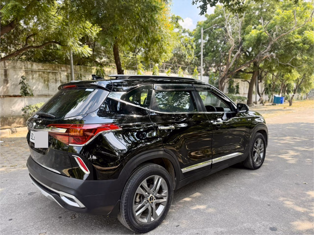 Kia Kia Seltos view 4