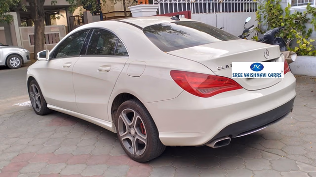 Mercedes-Benz Mercedes-Benz CLA view 4