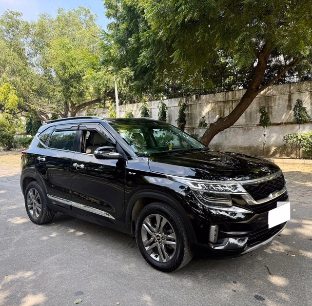 Kia Kia Seltos view 2