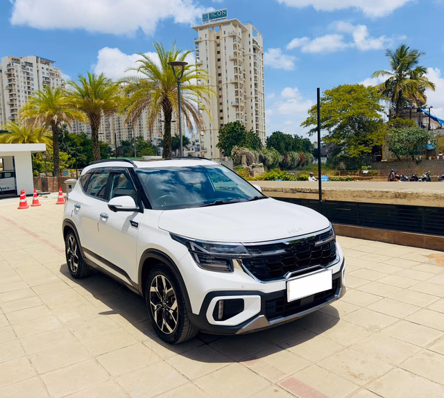 Kia Kia Seltos view 3