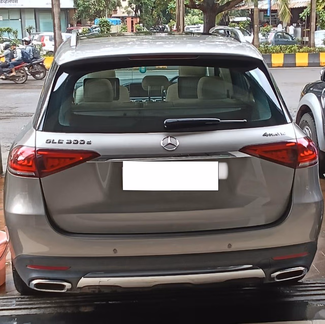 Mercedes-Benz Mercedes-Benz GLE view 3