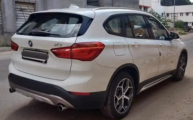 BMW BMW X1 view 5