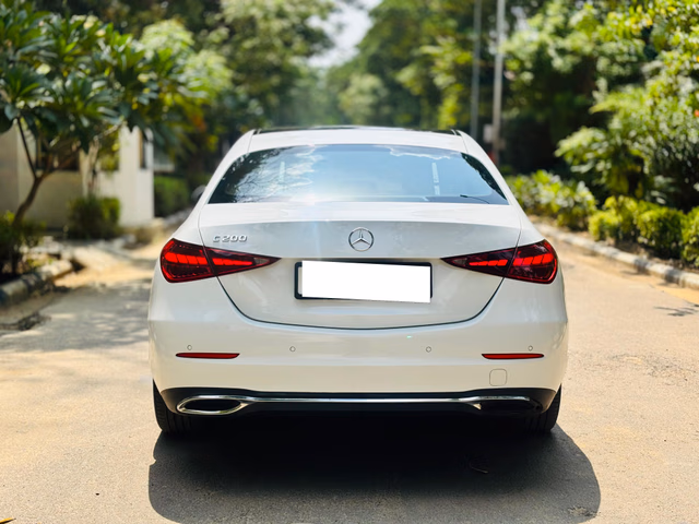 Mercedes-Benz Mercedes-Benz C-Class view 3