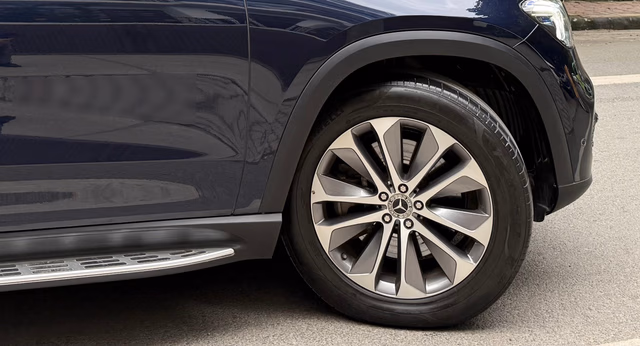 Mercedes-Benz Mercedes-Benz GLE view 3