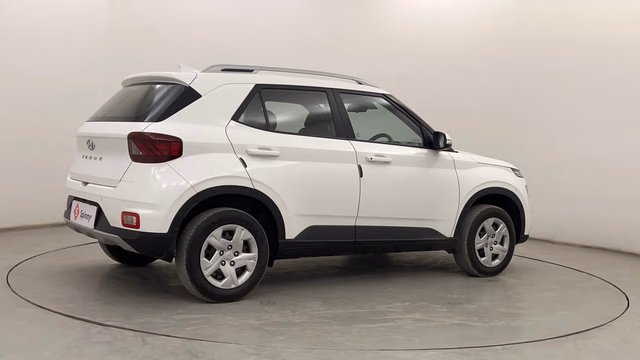 Hyundai Hyundai Venue view 5