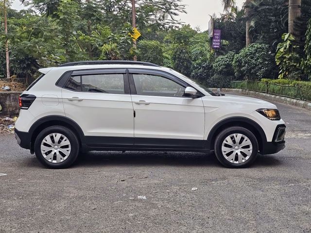 Volkswagen Volkswagen Taigun view 3