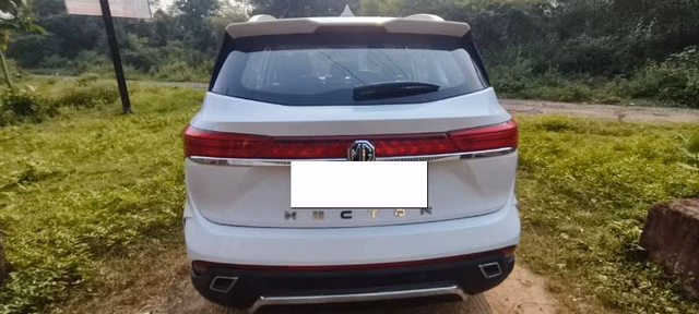 MG MG Hector view 4
