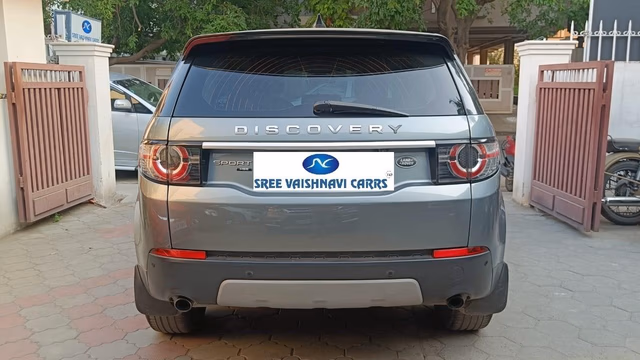 Land Rover Land Rover Discovery Sport view 4