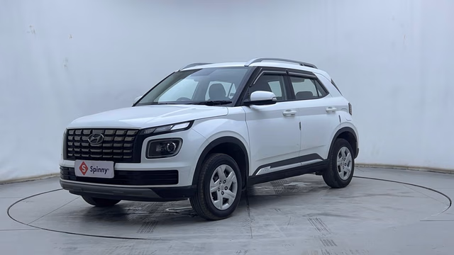 Hyundai Hyundai Venue view 2