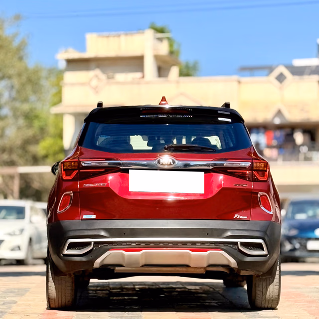 Kia Kia Seltos view 3