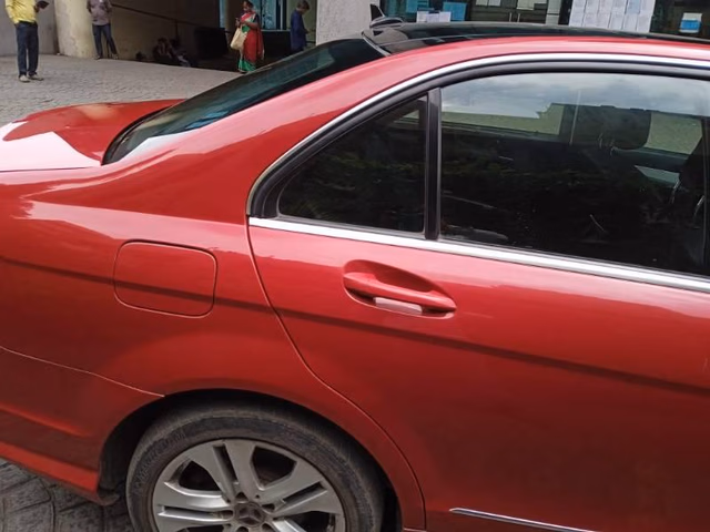 Mercedes-Benz Mercedes-Benz C-Class view 5