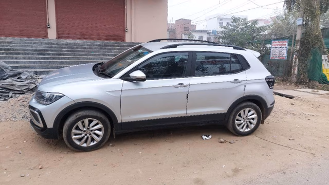 Volkswagen Volkswagen Taigun view 2