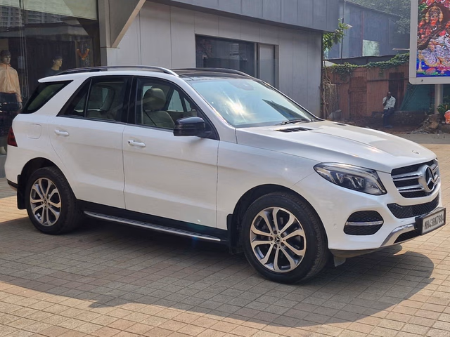 Mercedes-Benz Mercedes-Benz GLE view 5