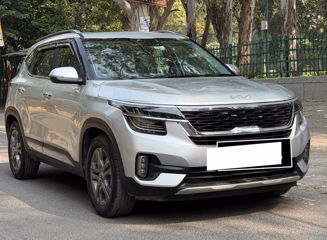 Kia Kia Seltos view 2