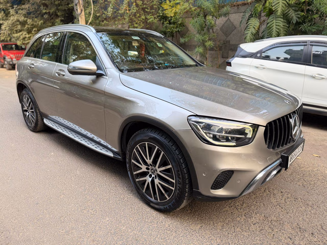 Mercedes-Benz Mercedes-Benz GLC view 2