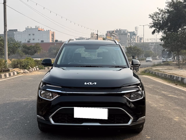 Kia Kia Carens view 2