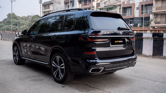 BMW BMW X7 view 5