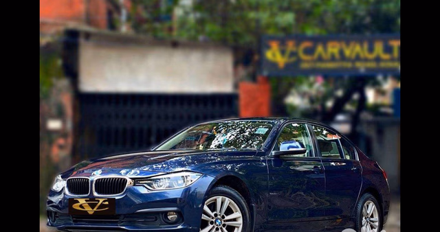 BMW BMW 3 Series view 5