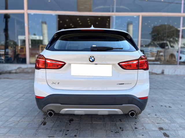 BMW BMW X1 view 3