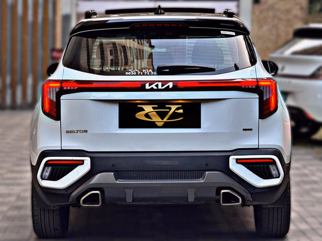 Kia Kia Seltos view 3