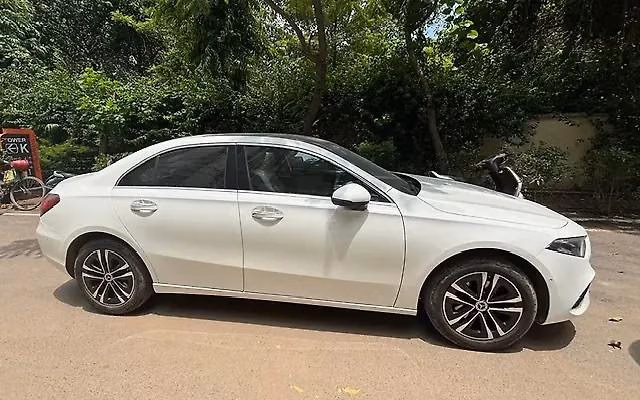 Mercedes-Benz Mercedes-Benz A-Class Limousine view 3