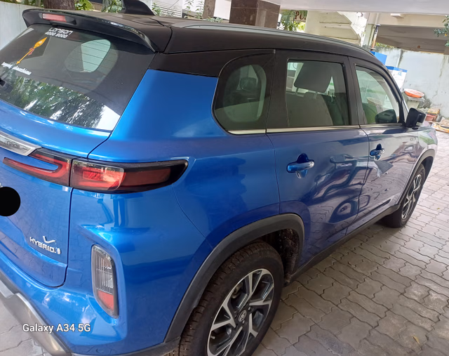 Toyota Toyota Hyryder view 4