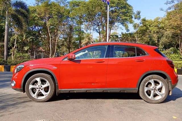 Mercedes-Benz Mercedes-Benz GLA Class view 5