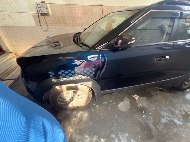 Mahindra Mahindra XUV 3XO view 4