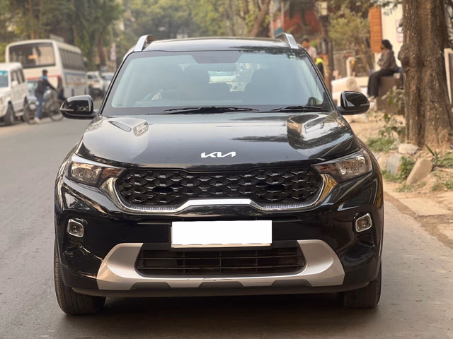 Kia Kia Sonet view 2