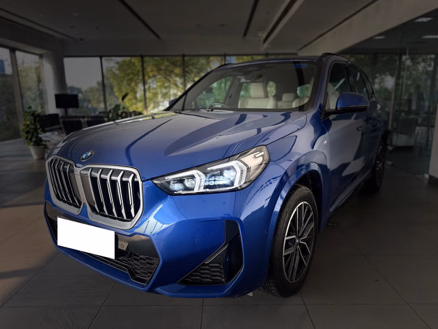 BMW BMW X1 view 2