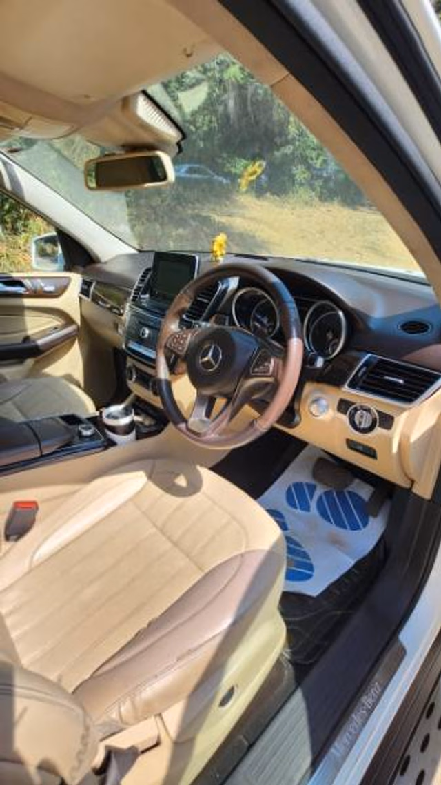 Mercedes-Benz Mercedes-Benz GLE view 5