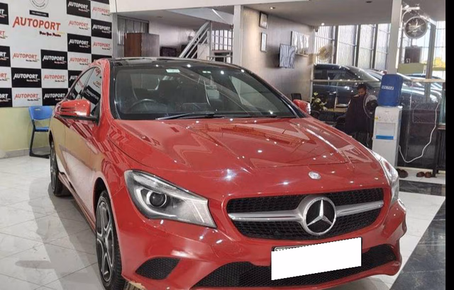 Mercedes-Benz Mercedes-Benz CLA view 2