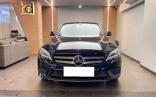 Mercedes-Benz Mercedes-Benz C-Class view 5