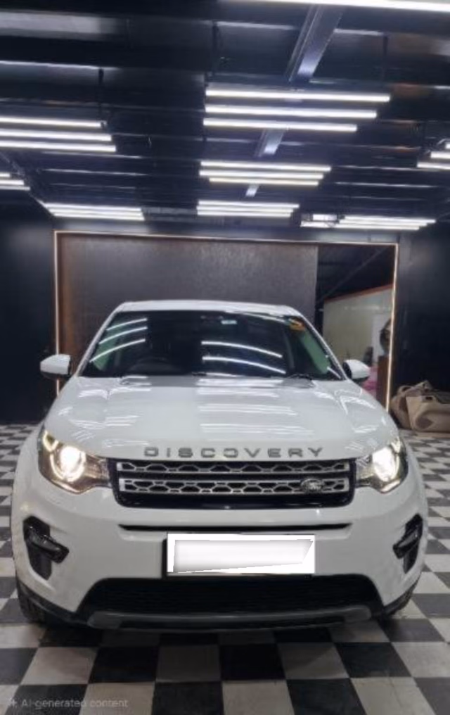 Land Rover Land Rover Discovery Sport view 2