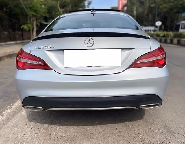 Mercedes-Benz Mercedes-Benz CLA view 4