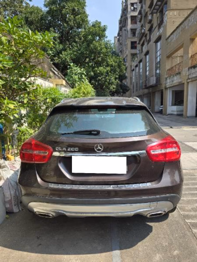 Mercedes-Benz Mercedes-Benz GLA Class view 4