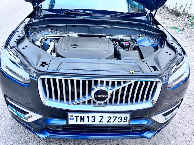 Volvo Volvo XC90 view 4