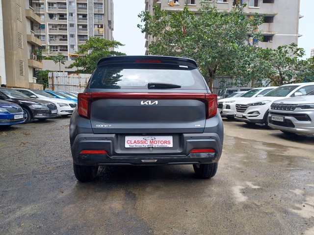 Kia Kia Sonet view 4