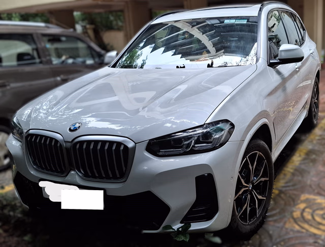 BMW BMW X3 view 2