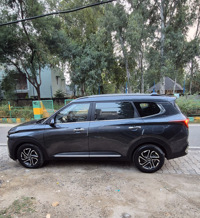 Kia Kia Carens view 5