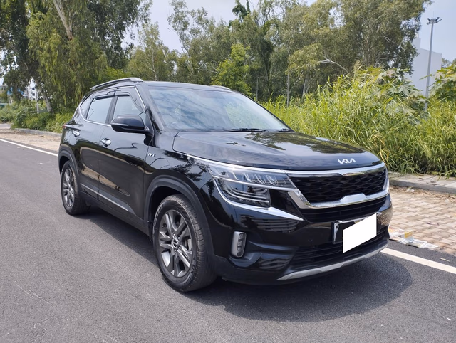 Kia Kia Seltos view 2