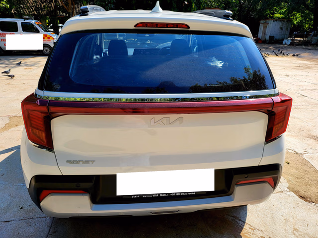 Kia Kia Sonet view 4