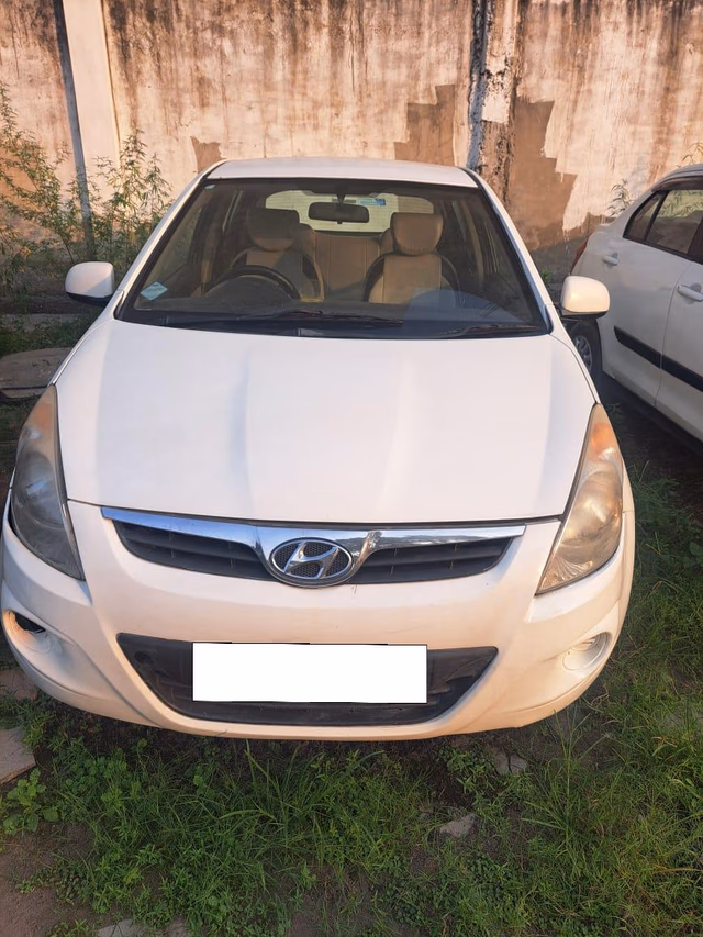 Hyundai Hyundai i20 view 2