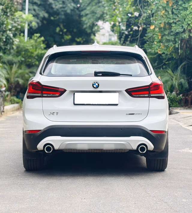 BMW BMW X1 view 3