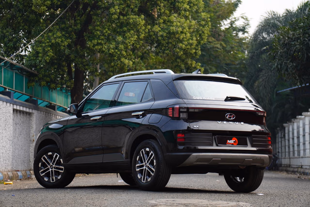 Hyundai Hyundai Venue view 5