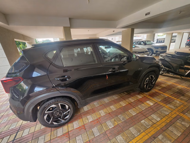 Kia Kia Sonet view 4